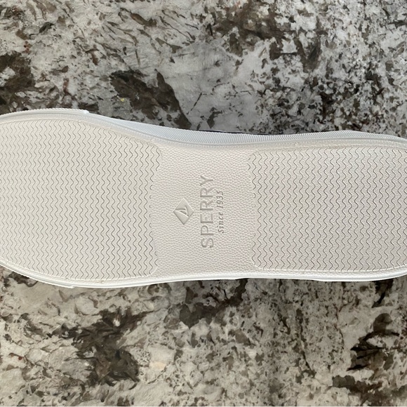 Sperry Striper II lace up canvas sneaker - Picture 6 of 7